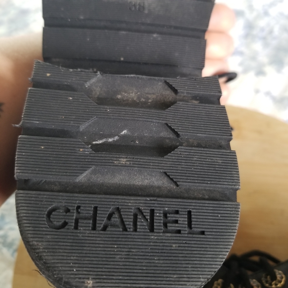 Chanel | Quilted Combat CC Logo Boots - Picture 9 of 11